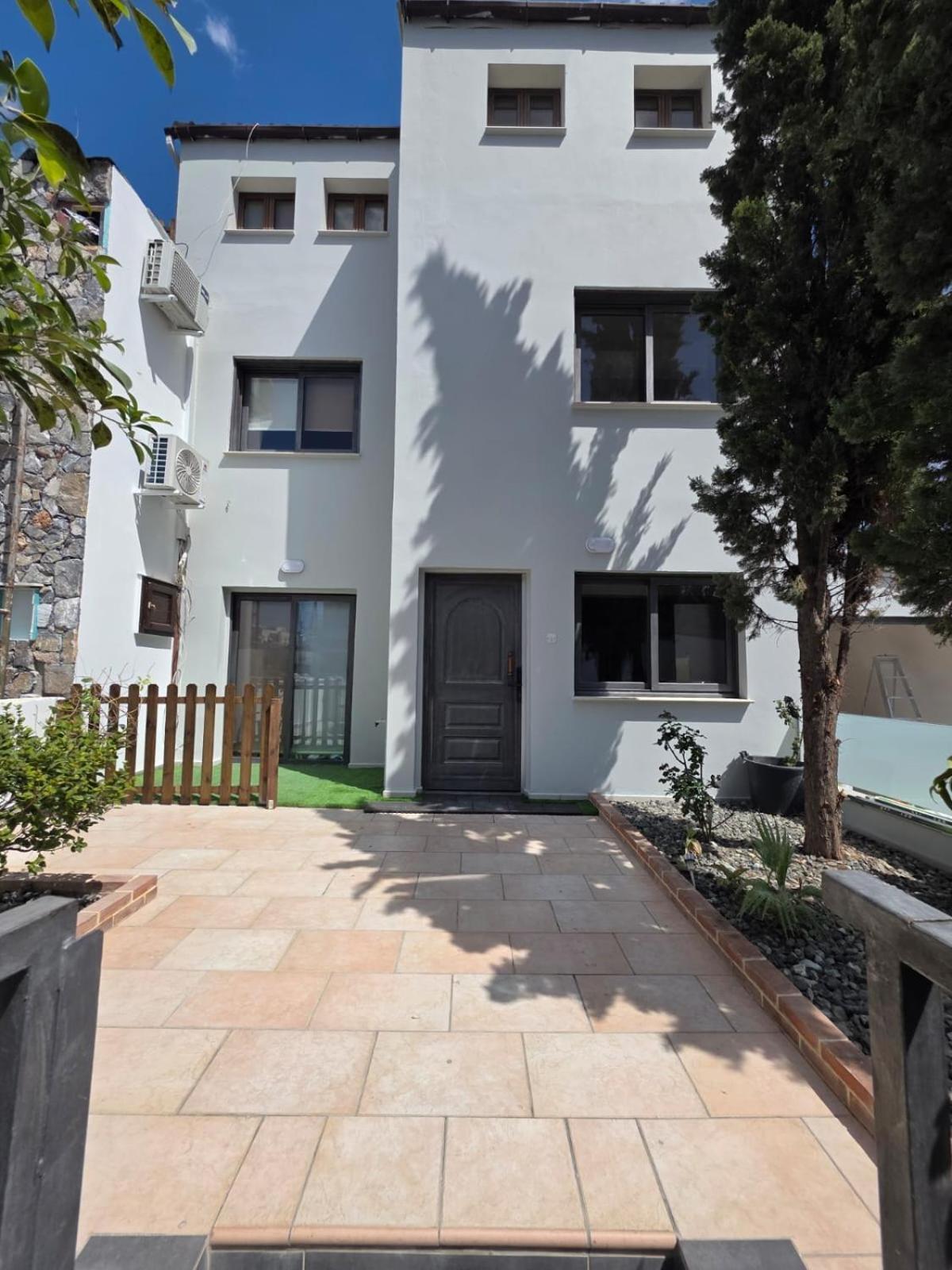 Town Centre Suites Larnaca Exteriér fotografie